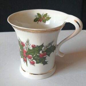 Adeline Collection Mug Festive Christmas Holiday Hollyberry Design